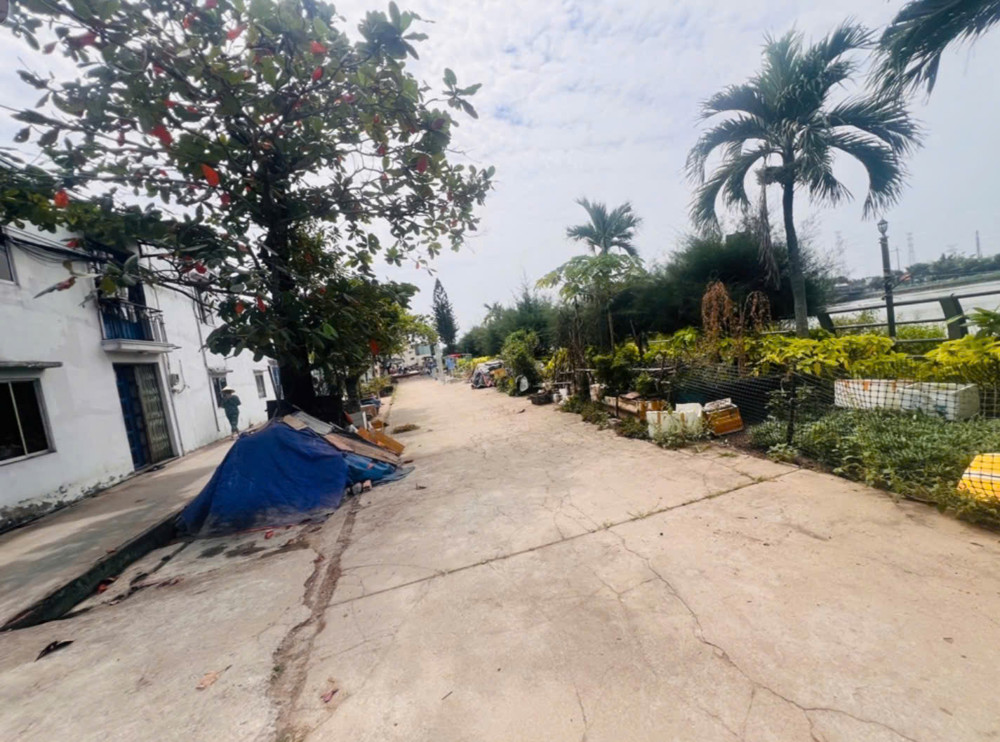 Nhà 2Mt Hẻm- Chỉ 3Ty2- 88M2- Ngang Nở Hậu- View Sông- Cv Thoáng Mát