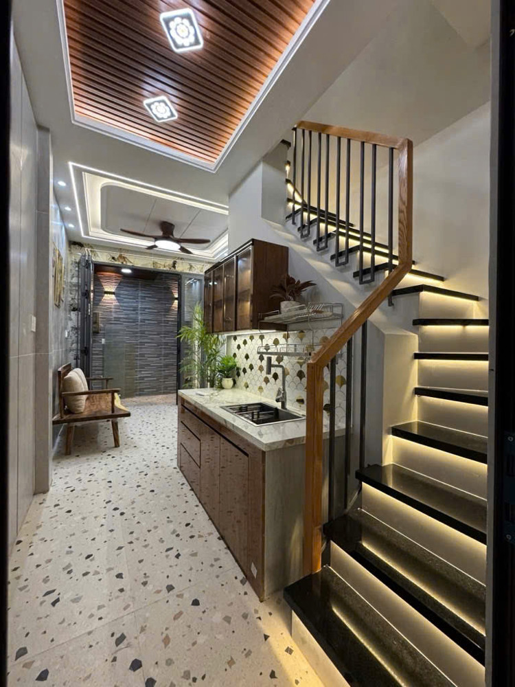 Nhà Đẹp Lung Linh, Hxh, Ngang 4M, 4 Tầng, Shr, Phạm Văn Chí, 6 Tỷ Hơn, Quận 6