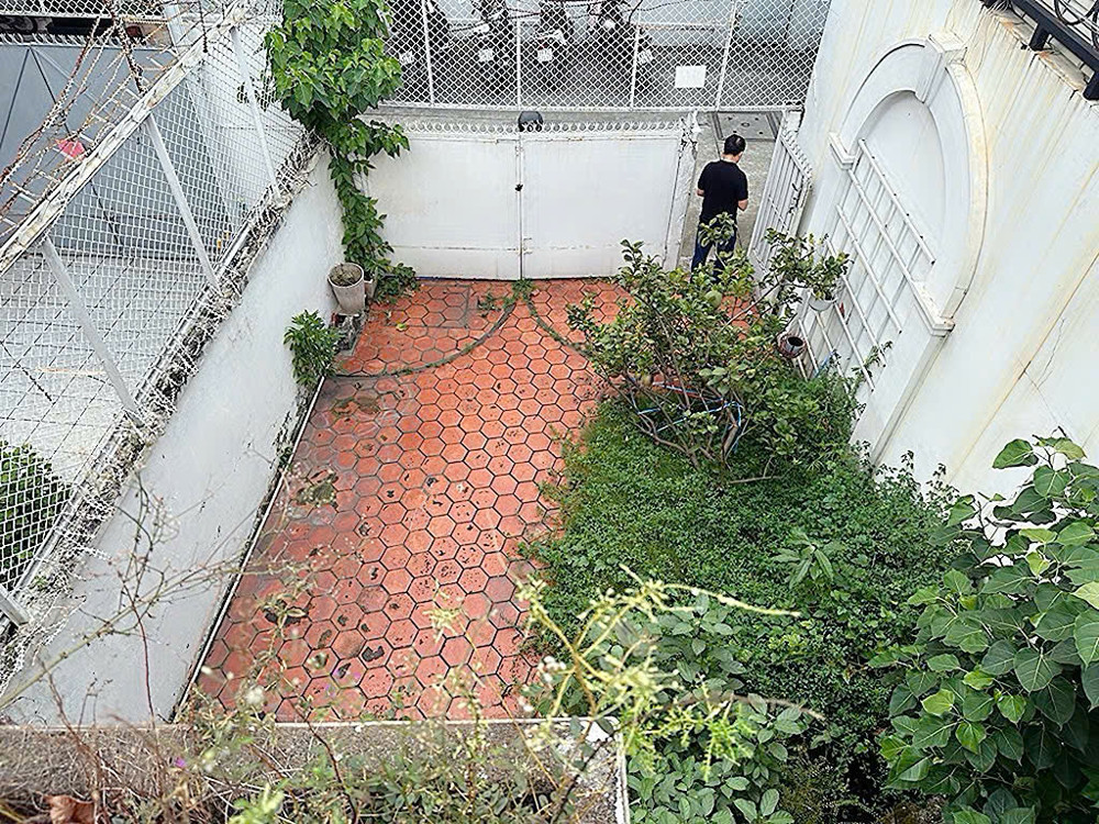 Bán Biệt Thự 2 Tầng Đường Võ Thị Sáu, Quận 1 - Ngang Hiếm 7,9M*26m - Chính Chủ 1 Đời Xưa