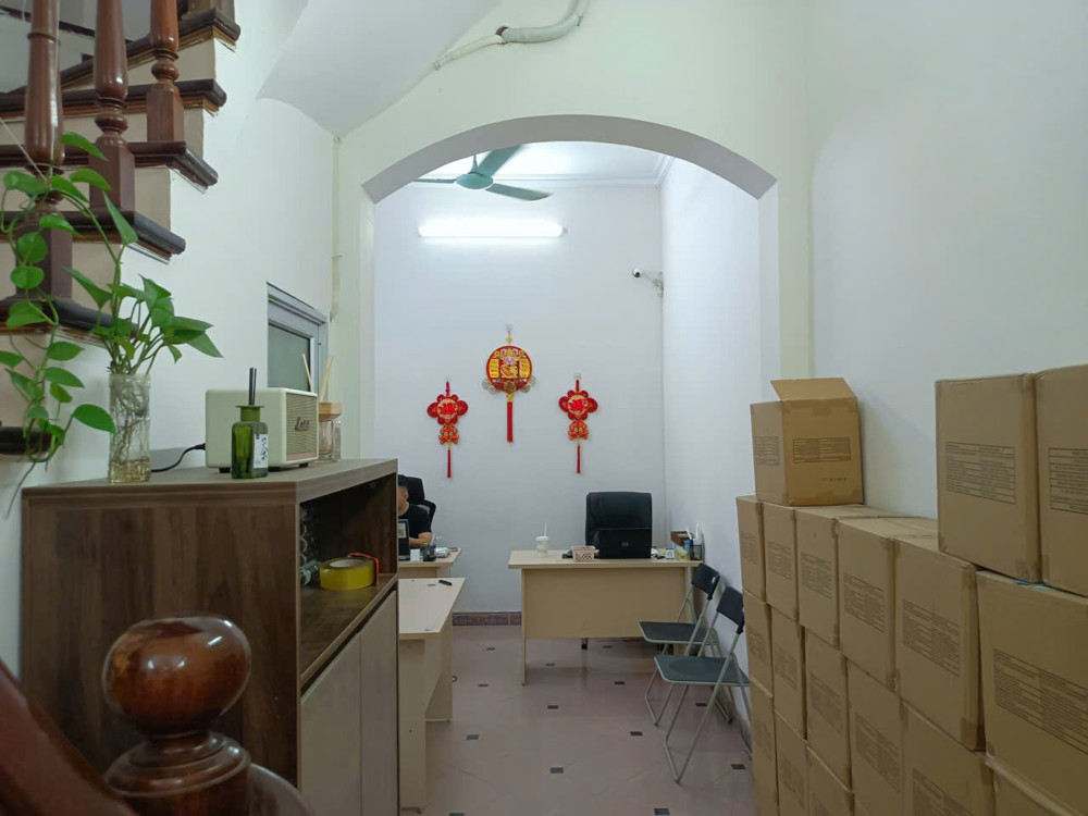 Cho Thuê Nguyên Căn Tây Sơn, Ô Tô Đỗ Cửa, 35M X 4T, 13.5Tr 0903258273