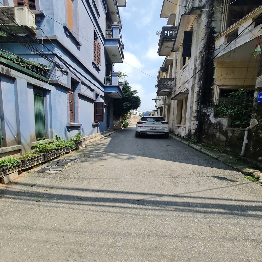 Bán Đất Đa Tốn, Gia Lâm, Hà Nội. Dt 70M2, Mt 4M, 7 Chỗ Chạy Thông Chỉ 5 Tỷ X. Lh 0989894845