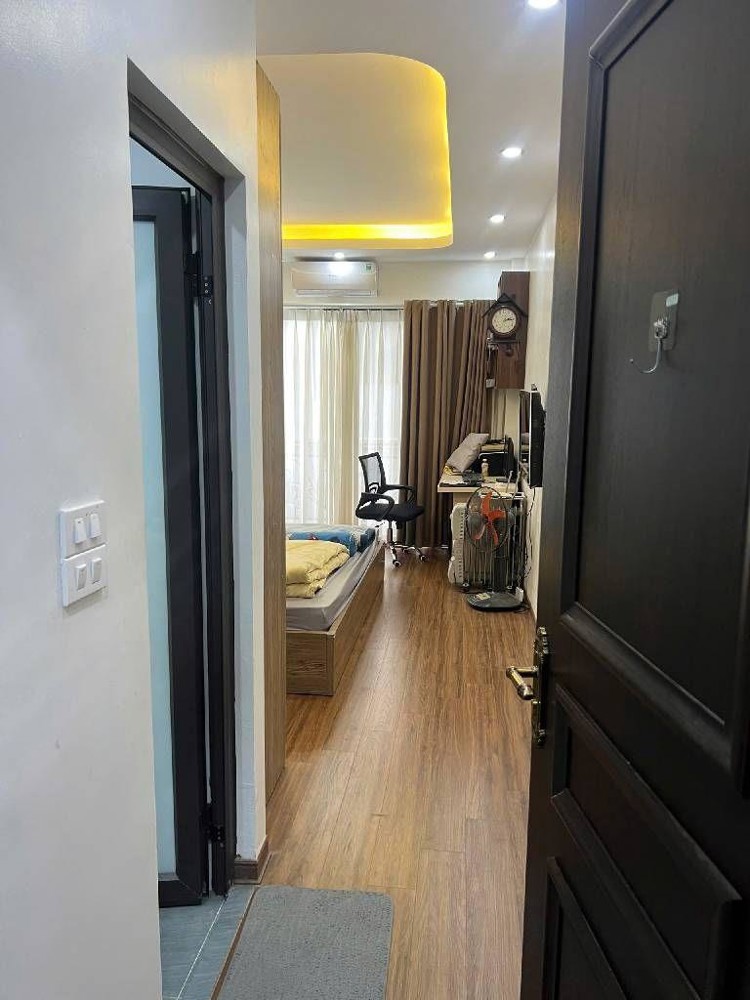 Bán Nhà Thạch Bàn - Gần Cổ Linh – Trước Cửa Ngõ Rộng Ô Tô Tránh - Khu Phân Lô – Hơn 7 Tỷ