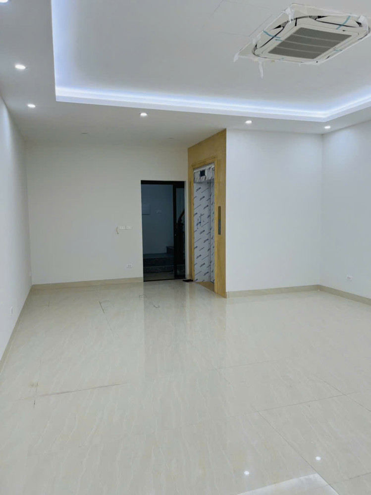 Cho Thuê Nhà Phân Lô Khu 90 Phố Nguyễn Tuân Giá Rẻ Dt: 70M² X 5 Tầng, Thang Máy