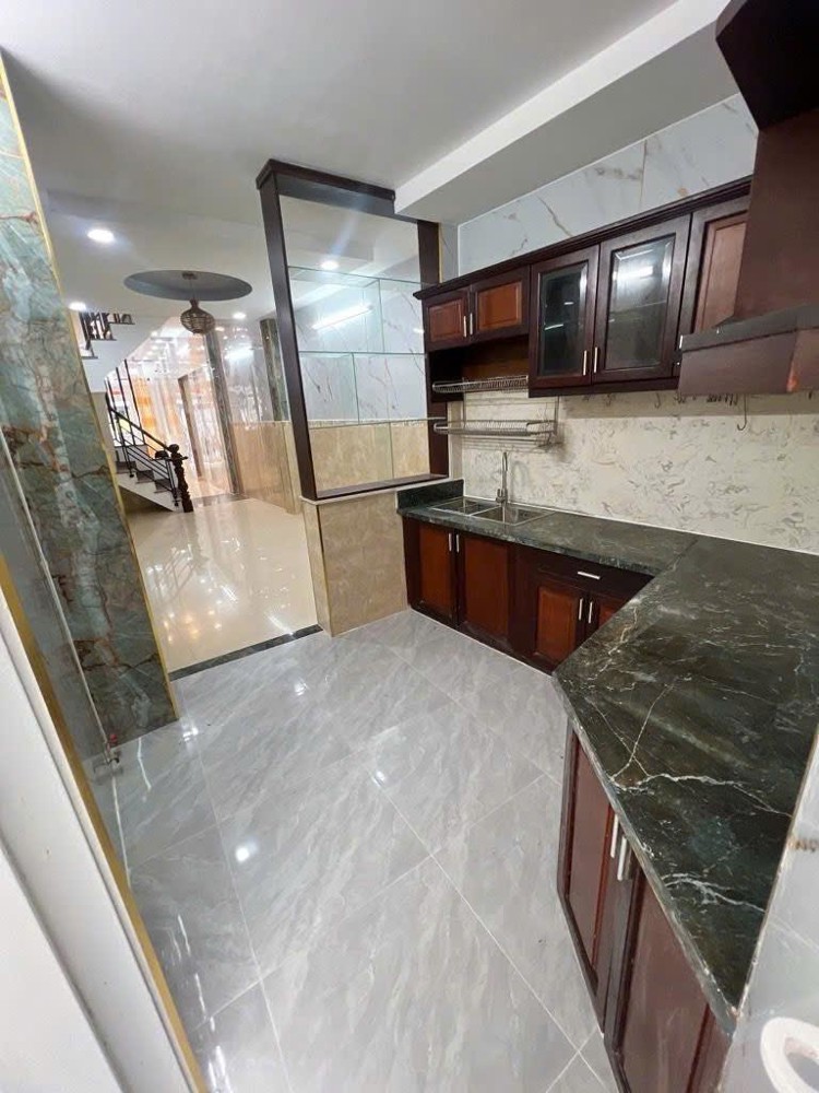 Bán Nhà Pham Thế Hiển 75M2 4 Lầu Kế Mt Kdc Hiện Hữu Nhỉnh 7 Tỷ