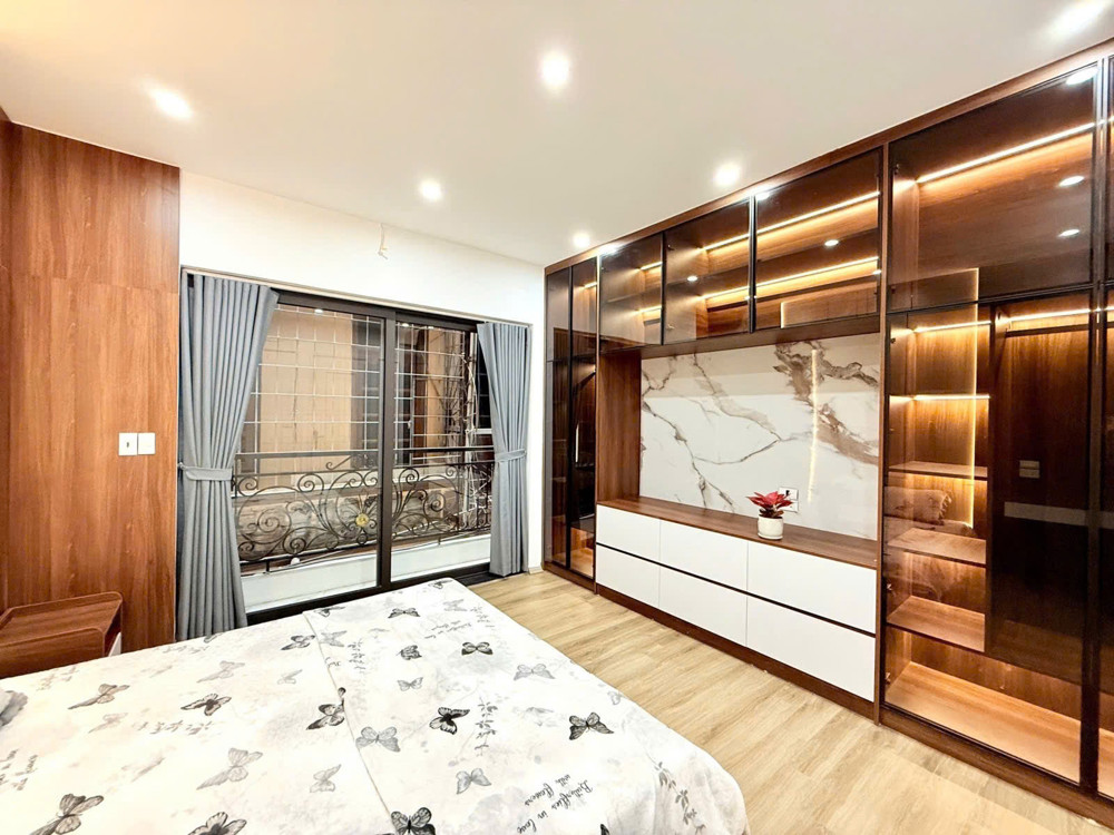 Vương Thừa Vũ – 44M² – 5T Thang Máy – 2 Thoáng – Nở Hậu