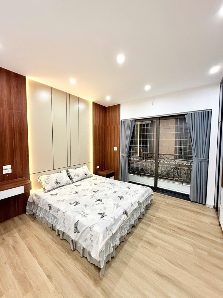 Vương Thừa Vũ – 44M² – 5T Thang Máy – 2 Thoáng – Nở Hậu