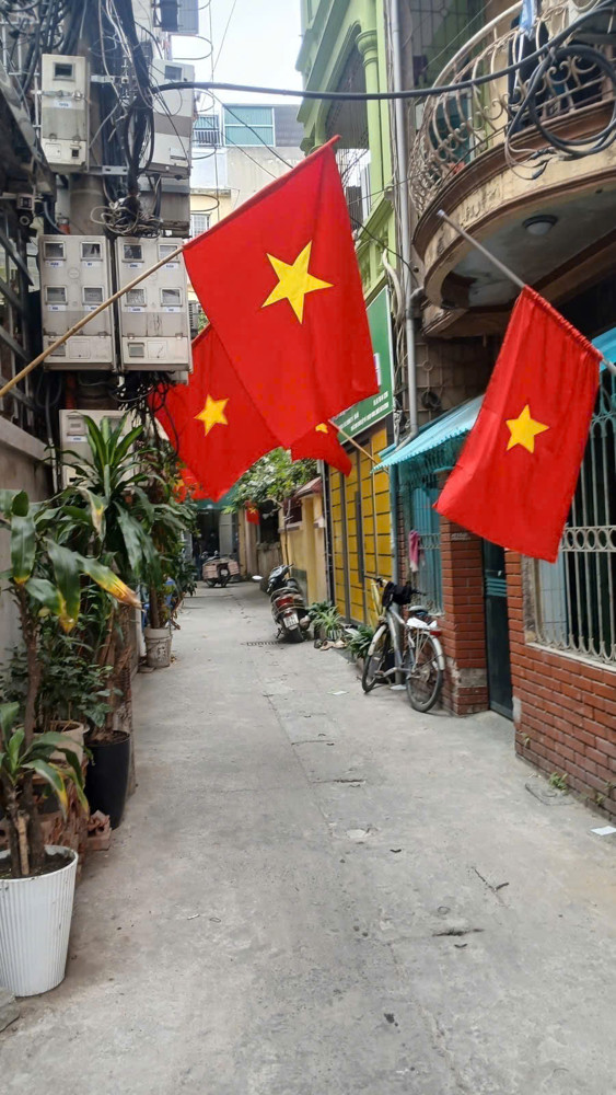 Giá Giảm Sâu – Cơ Hội Hiếm Tại Thanh Xuân Vương Thừa Vũ – 45M² – 5T Thang Máy – Ô Tô Vào Nhà