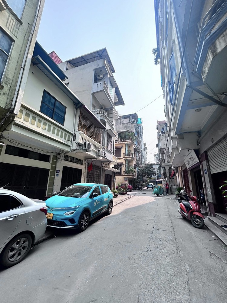 Bán Đất Tặng Nhà 2 Tầng Nguyễn Xiển,103M2, 2 Mặt Ngõ Oto Tránh, Vỉa Hè, Kinh Doanh, 3X Tỷ