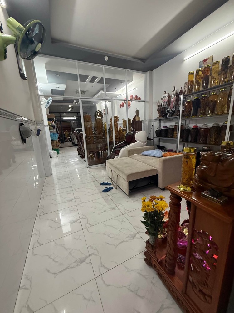 Mặt Tiền Kinh Doanh Đa Ngành Nghề Nguyễn Duy Cung - 92M2 - Vuông A4 - Chỉ 11 Tỷ Thương Lượng