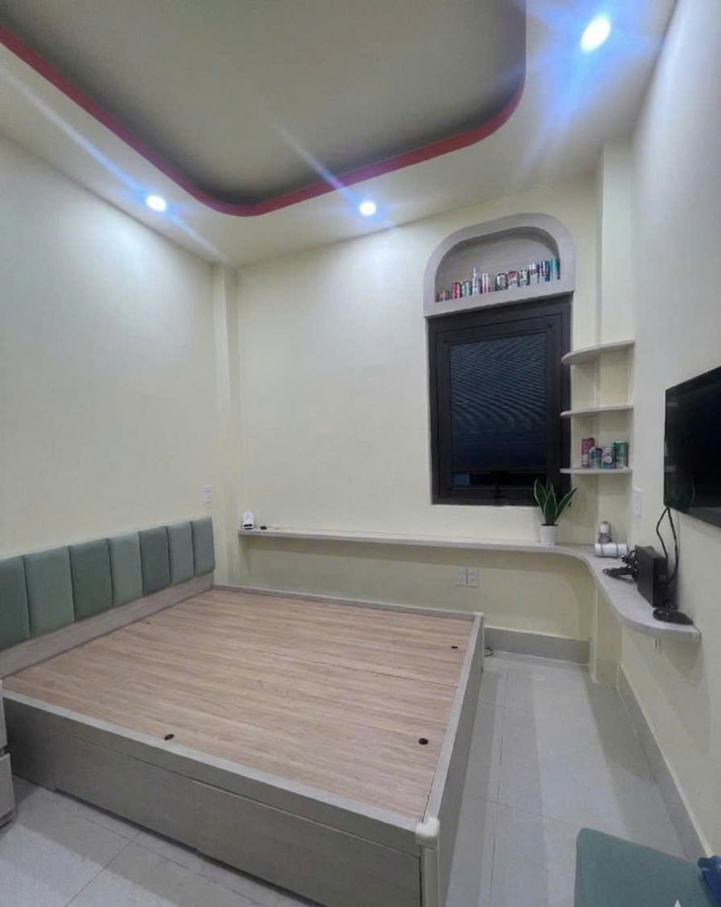 Nhà Lạc Long Quân - 4 Tầng - 3 Tỷ Hơn - 4 Pn, 4Wc - Đầm Sen 200M - Q11