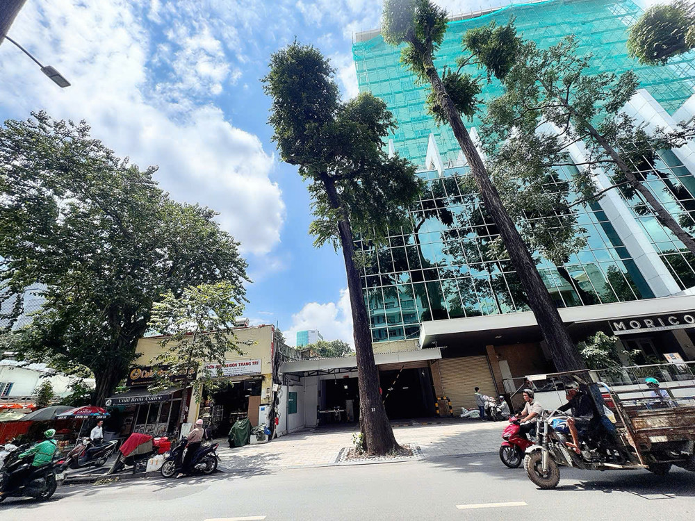 Bán Siêu Dự Án Độc Tôn Đ.mạc Đĩnh Chi, Quận 1 - Dt 1317M2 Ngang 33M*39m - Gpxd 3 Hầm 16 Tầng - Vị