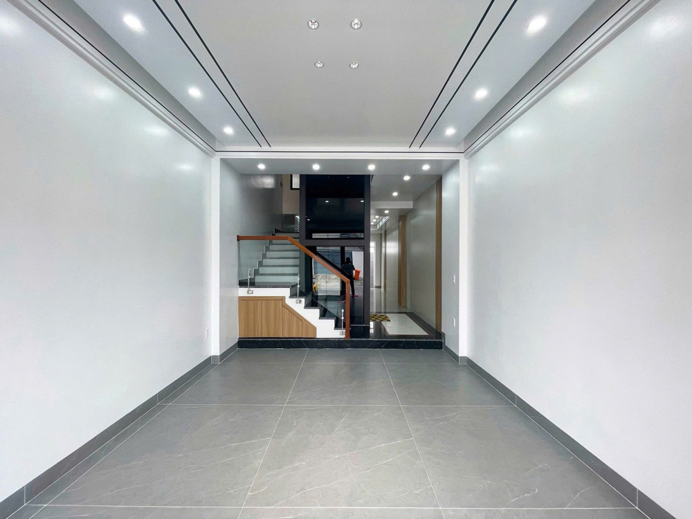 Bán Nhà 5 Tầng Tuyến 2 Lê Hồng Phong – Ngô Quyền – Có Thang Máy – Giá 9,5 Tỷ