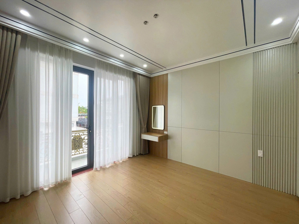 Bán Nhà 5 Tầng Tuyến 2 Lê Hồng Phong – Ngô Quyền – Có Thang Máy – Giá 9,5 Tỷ