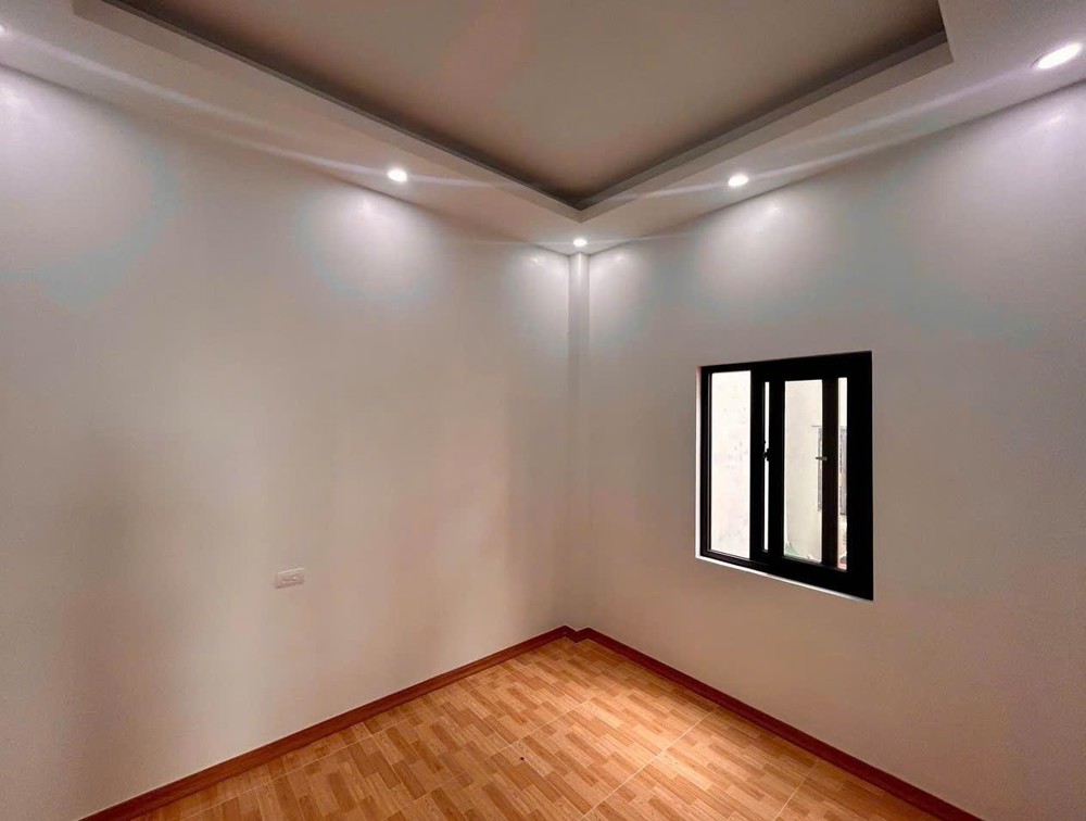 Bán Nhà Sài Đồng Long Biên - Ô Tô Sát Nhà Ngày Đêm - 5 Tầng 3 Ngủ Nội Thất Đẹp - 6.5 Tỷ