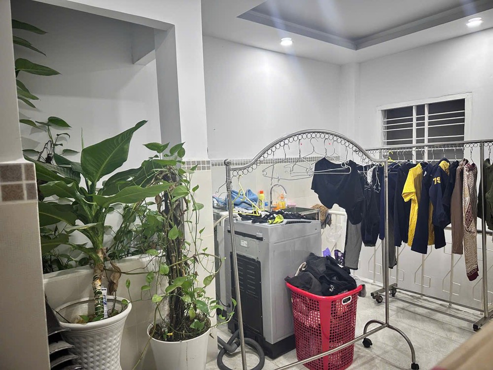 Bán Nhà 3 Tầng Mặt Tiền Kinh Doanh Đướng 2/4 Vĩnh Phước Giá 7Ty2