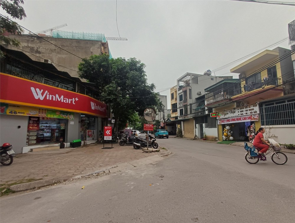 Bán Nhà Hàng Xóm Vinhome – Dòng Tiền 200Tr Gara Ô Tô – Mặt Tiền Rộng – Hơn 9 Tỷ Chút Xíu