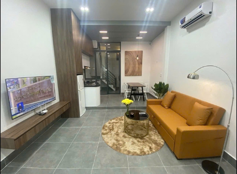 Ngay Bốn Xã - Tặng Full Nội Thất - Nhà Mới Tinh - Chỉ Dọn Vào Ở - 4.7 Tỷ (Thương Lượng)