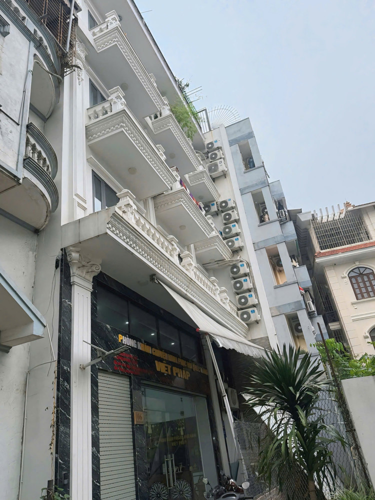 Nhà Đẹp Kinh Doanh Mặt Phố Long Bien- Hà Nội 6 Tầng -Thang Máy 139M2 X 36.3 Tỷ