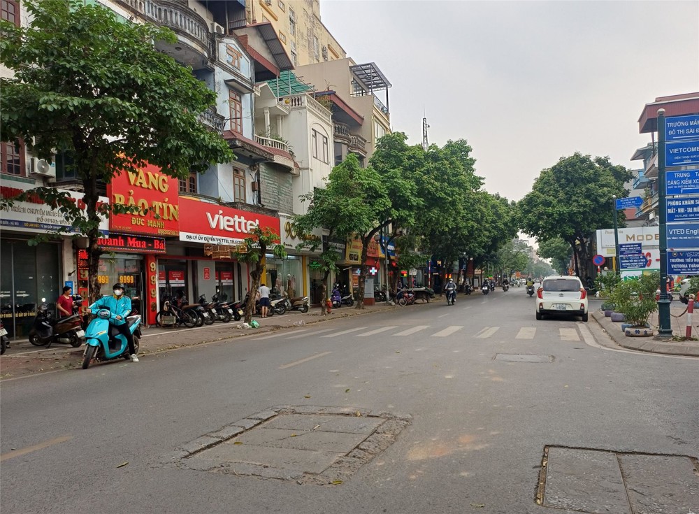 Hiếm Có Khó Tìm - Nhà Sài Đồng Thơm, Mới Ở Ngay - Lô Góc Thoáng- Gần Ô Tô - Dân Trí Cao