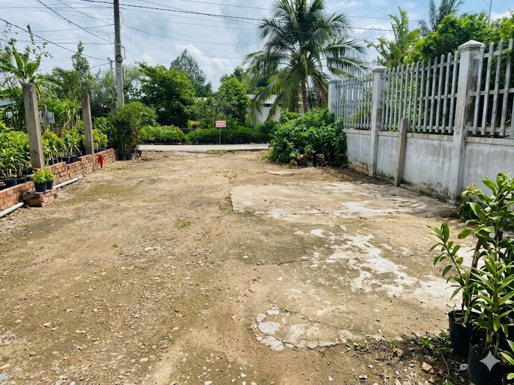 Đất Thổ Cư Sổ Hồng 300M2 Phạm Hồng Thái, Tp Sa Đéc, Đ.tháp. Hướng Tây Bắc, Giá 2 Tỷ