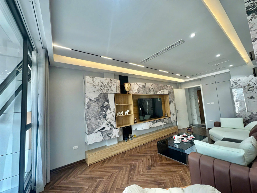 Phân Lô Quân Đội - 7 Tầng -Gara Ôtô - Full Nội Thất 50M2 X18.5 Tỷ Phúc Đồng -Long Biên