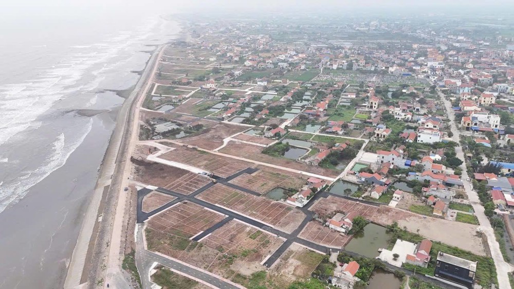 Em Có Quỹ Đất Nền Mặt Biển Rất Đẹp Ninh Cơ Và Hải Xuân Nhé Anh Chị Tài Chính Nhỏ ( Trên 1 Tý) - Diệ