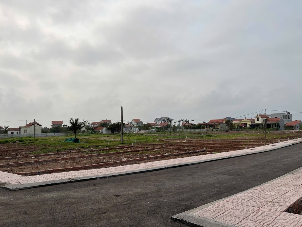 Em Có Quỹ Đất Nền Mặt Biển Rất Đẹp Ninh Cơ Và Hải Xuân Nhé Anh Chị Tài Chính Nhỏ ( Trên 1 Tý) - Diệ