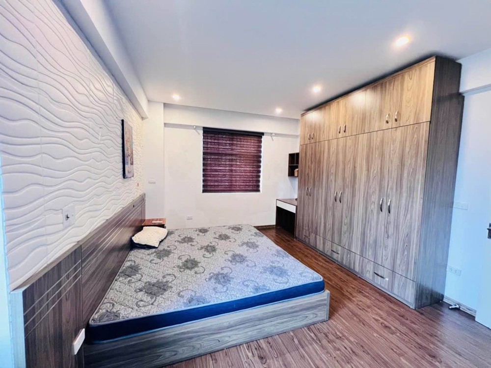 Bán Nhà Cc X1 Hạ Đình, 140 Nguyễn Xiển, Hn, Dt 108M2, Giá Bán 7.2 Tỷ Mô Tả: Nhà Ban Công Đn, C