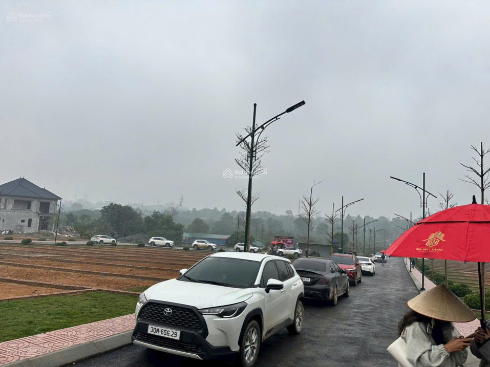 Mảnh Đất 100M2 Cạnh Đhqg Hà Nội – Đầu Tư Là Lãi!