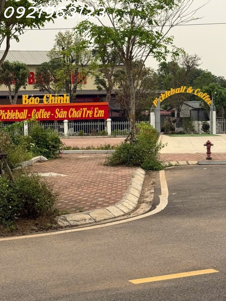 Bán Gấp Lô Đất 100M2 Gần Metro Số 5, Khu Vực Trung Tâm Hòa Lạc. Phù Hợp Xây Trọ, Đầu Tư Sinh Lời,