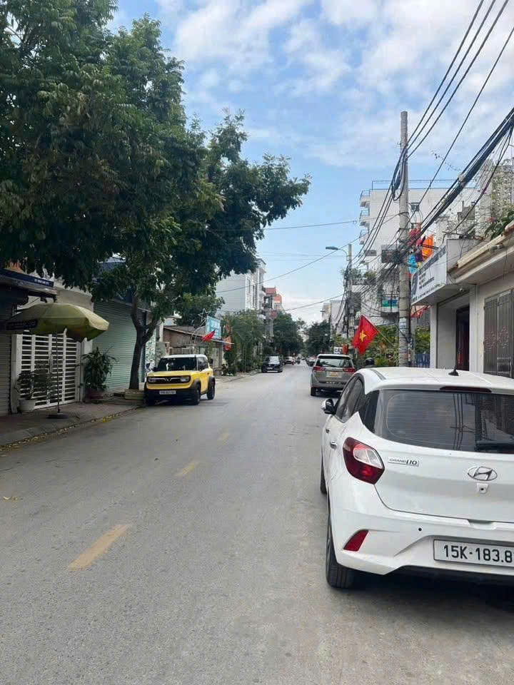 Bán Nhà Mặt Đường Bùi Thị Từ Nhiên - 70M - Mặt Tiền 4.6M - Lô Góc