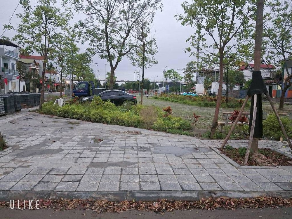 Bán Gấp Lô Đất Đẹp Gần Cầu Thăng Long . Diện Tích: 60,2M².mt: 4,1M Vuông Vắn