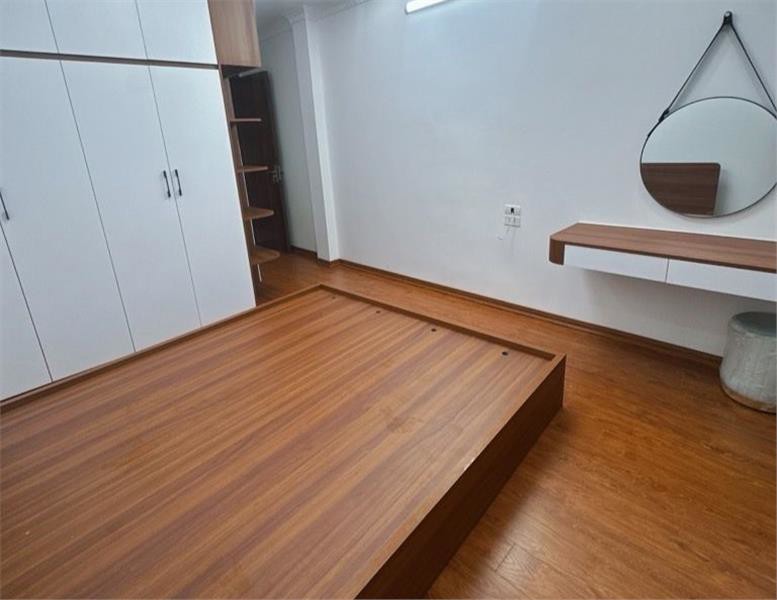 Nhà Mới Đẹp Hàng Xóm Vinhome – Full Nội Thất - Ô Tô Đỗ Cổng Hơn 6 Tỷ