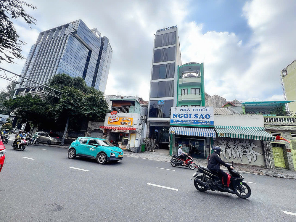 Chính Chủ 1 Đời Xưa Bán Nhà Mặt Tiền Kd Đ.võ Thị Sáu, Quận 1 - Hiếm Nở Hậu Vuông 7M*20m - Khu Vực