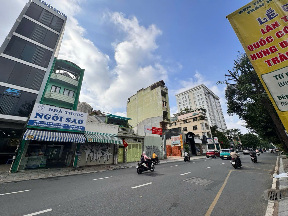 Chính Chủ 1 Đời Xưa Bán Nhà Mặt Tiền Kd Đ.võ Thị Sáu, Quận 1 - Hiếm Nở Hậu Vuông 7M*20m - Khu Vực