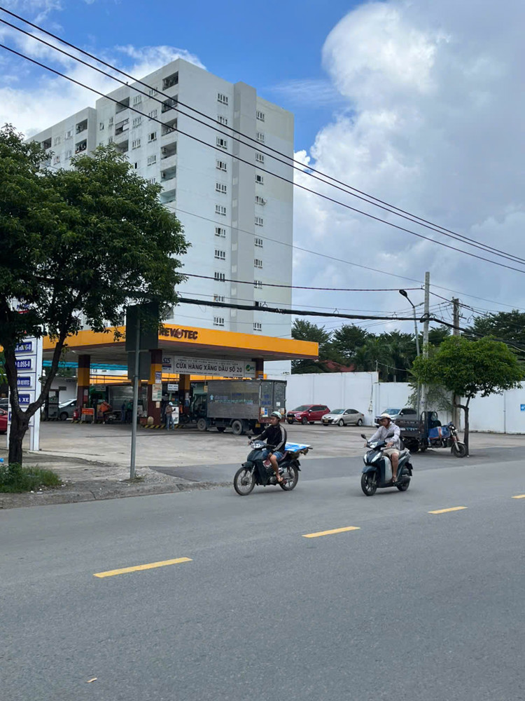 Bán Nhà Mặt Tiền 20X50m Giá 120 Tỷ Đường Lê Văn Khương