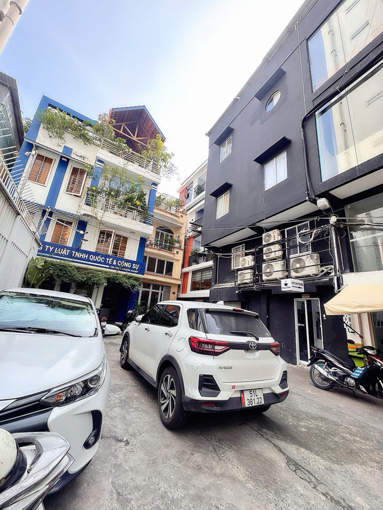 Bán Chdv Đang Sẵn Dòng Tiền 95Tr/th - 6 Tầng Đ.tôn Thất Tùng, Quận 1 - Ngang Hiếm 7,5M*11m - Vị Trí