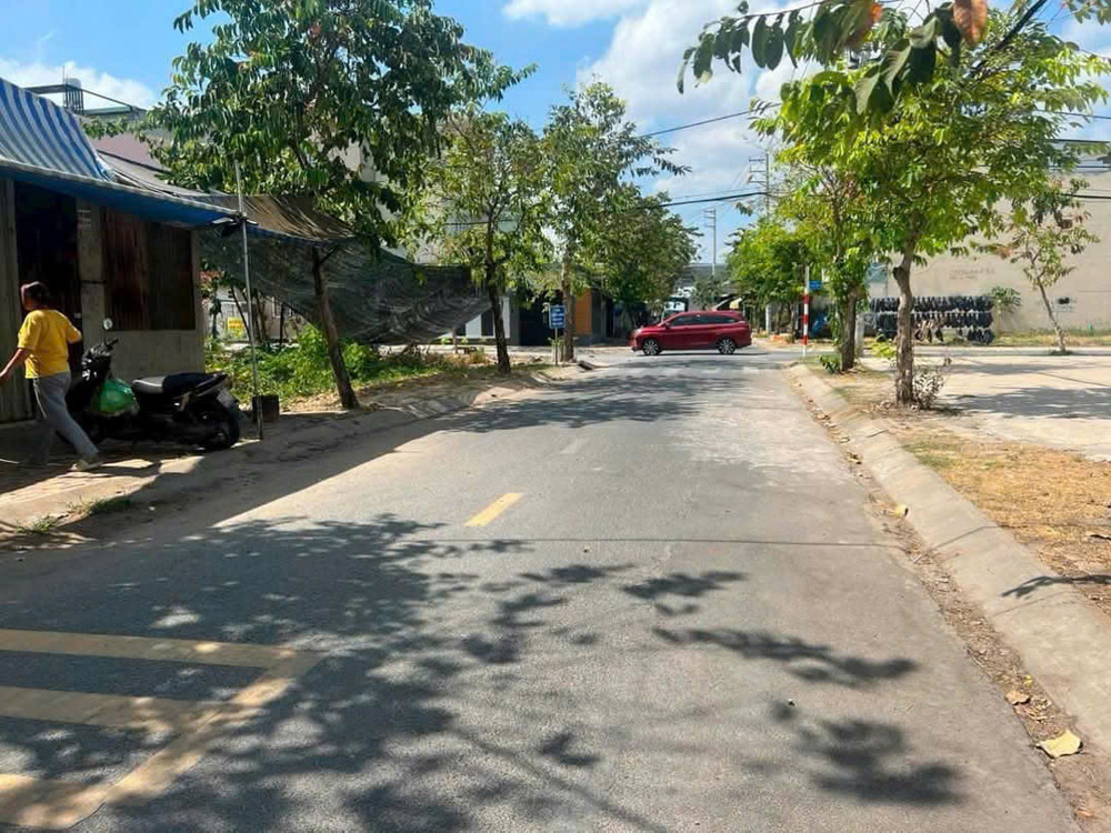 Siêu Phẩm Mặt Tiền Tân Xuân 2 – Gần Tô Ký – Quỹ Đất Lớn Hiếm Có