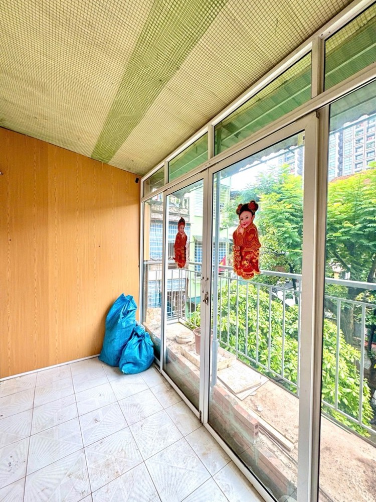 Bán Tập Thể Quỳnh Mai, 52M 2 Ngủ Đủ Công Năng Vs Khép Kín Chỉ Nhỉnh 2 Tỷ