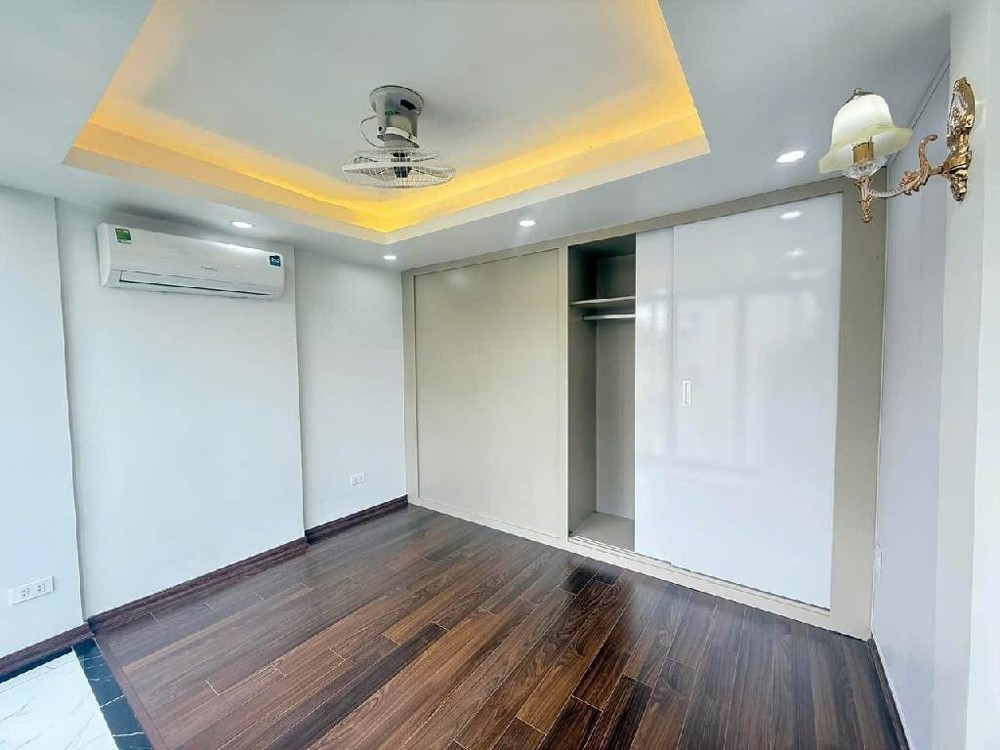 Bán Tập Thể Bạch Mai -3 Ngủ Hai Vệ Sinh, Nhà Đẹp Ở Luôn