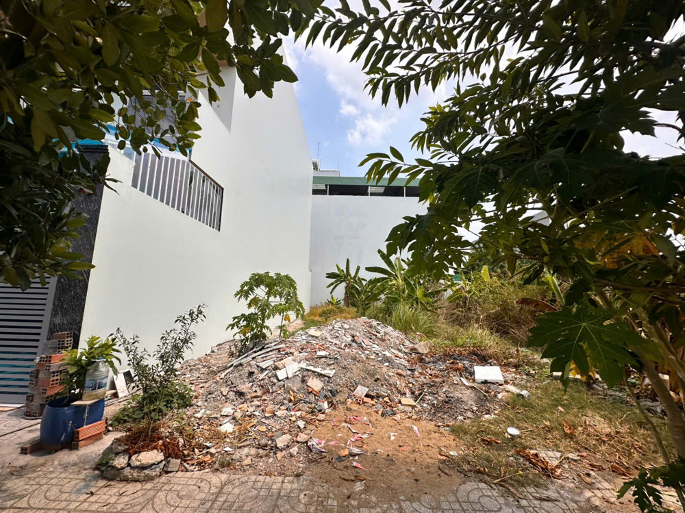 Bán Lô Đất Đẹp Kđt Đông Tăng Long Quận 9 - 100M2 - Đường 10M Có Lề - Chỉ 8 Tỷ