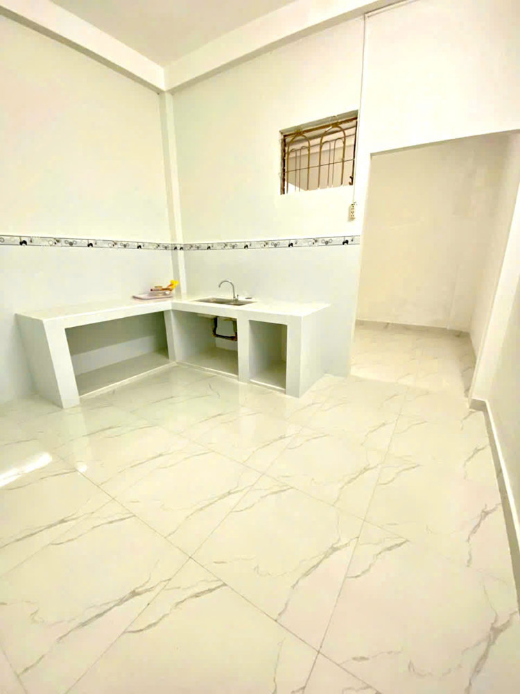 Nhà 3 Tầng Biển Nha Trang Đi Bộ Ra Biển Chỉ 600M Giá Rẻ