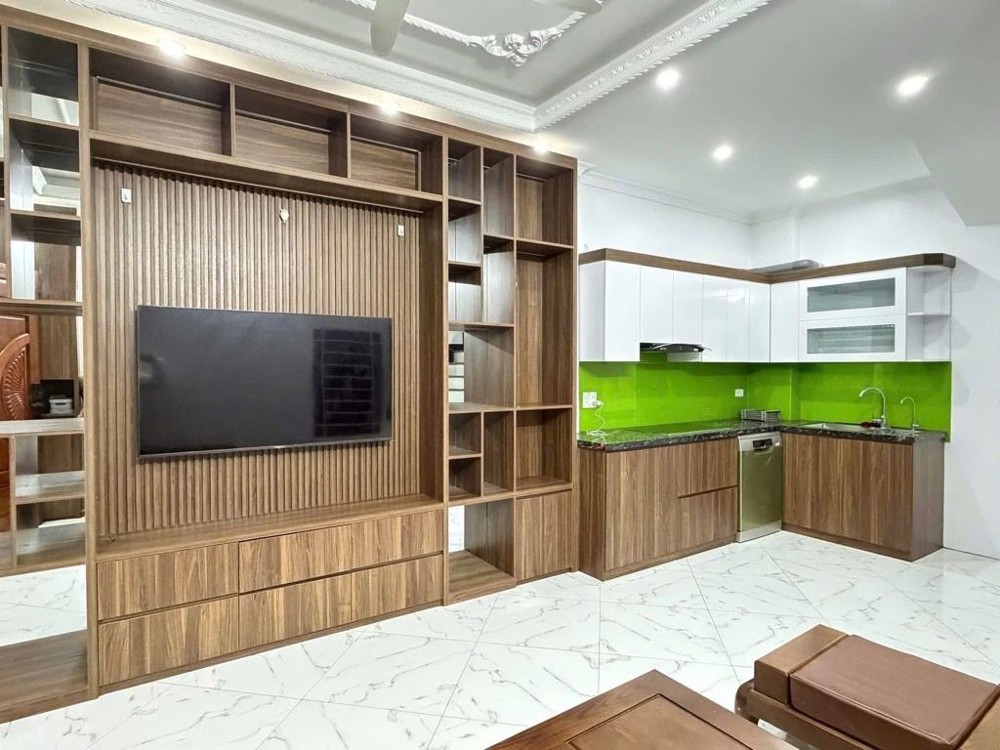 Nhà Đẹp - Ở Ngay - Tiện Ích Ngập Tràn - 5 Tầng Mới - Thiết Kế Hiện Đại - Nở Hậu