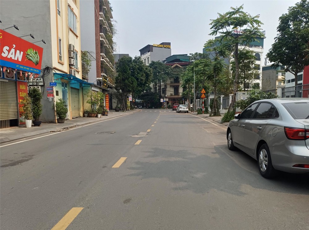 Bán Nhà Cổ Linh Long Biên - Ô Tô Đỗ Cửa Ngõ Thông - Cạnh Trường Cấp 2 - Xe Đỗ Ngày Đêm - 8 Tỷ