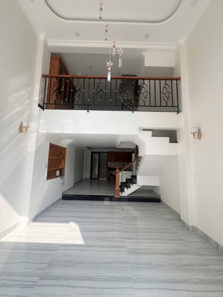 Bán Nhà 4 Tầng, Đường Số 10, Hiệp Bình Phước, Thủ Đức, Tp Hcm. Dt - 52M2. Giá 6.8 Tỷ, Sổ Hồng,