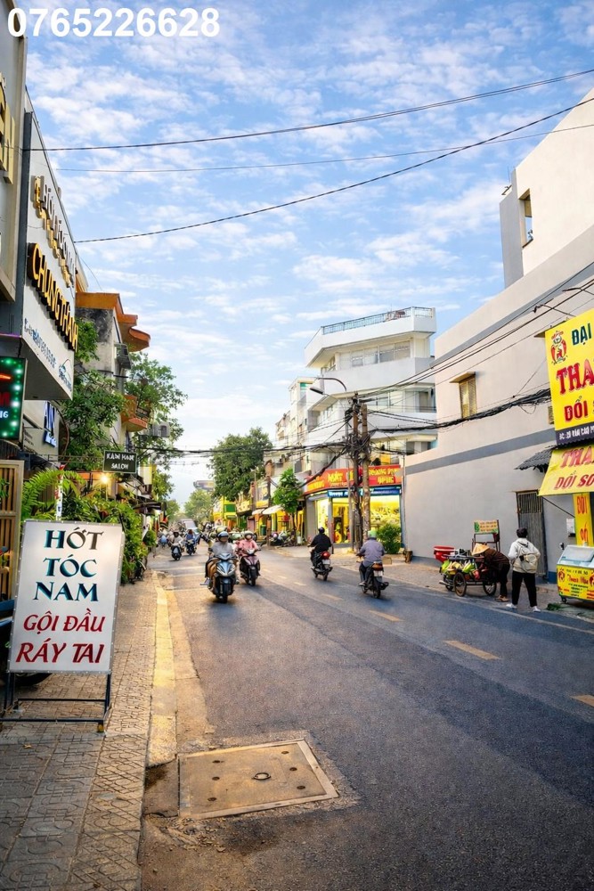 3 Tầng Mặt Tiền Kinh Doanh Văn Cao 40M2 Dưới 3.5 Tỏi +++ Thương Lượng Mạnh