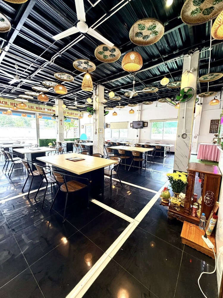 Cần Sang Nhượng Quán Lẩu Nướng Tại Kdc Việt Sing, Thuận An, Bình Dương