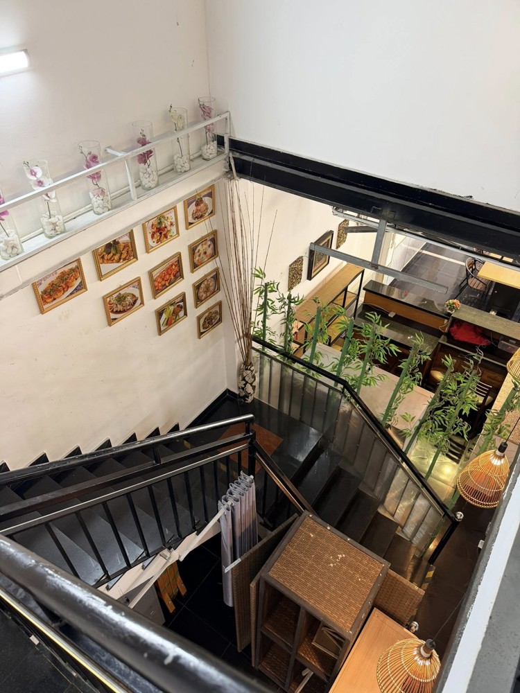 Cần Sang Nhượng Quán Lẩu Nướng Tại Kdc Việt Sing, Thuận An, Bình Dương