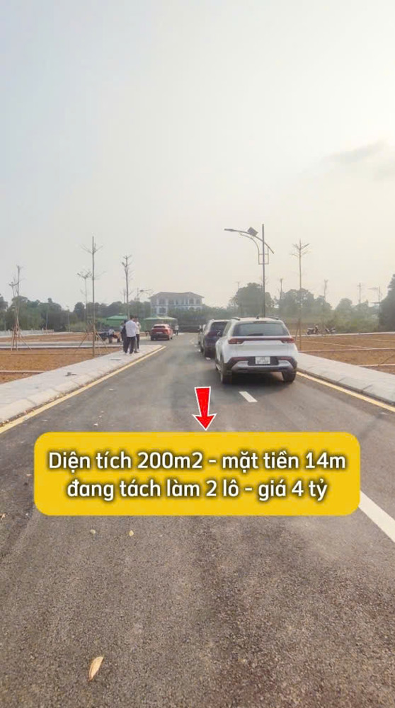 Xả Hàng Gấp Mảnh Đất Nhìn Ra Hồ Sát Đhqghn Chỉ Hơn 4 Tỷ