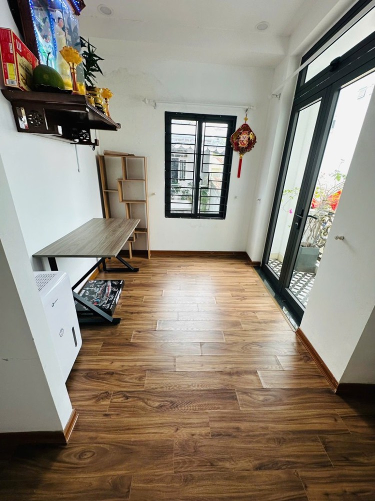 ► Kiệt Ô Tô Gần Mt Nguyễn Tri Phương, Chợ Tân Lập, 60M2, 3 Tầng Đẹp, 3Pn, 5.X Tỵ